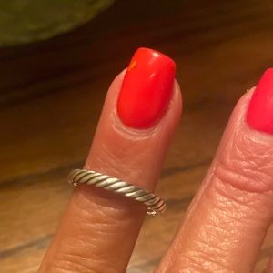 Size 6 David Yurman sterling silver Cable ring One year old hardly worn